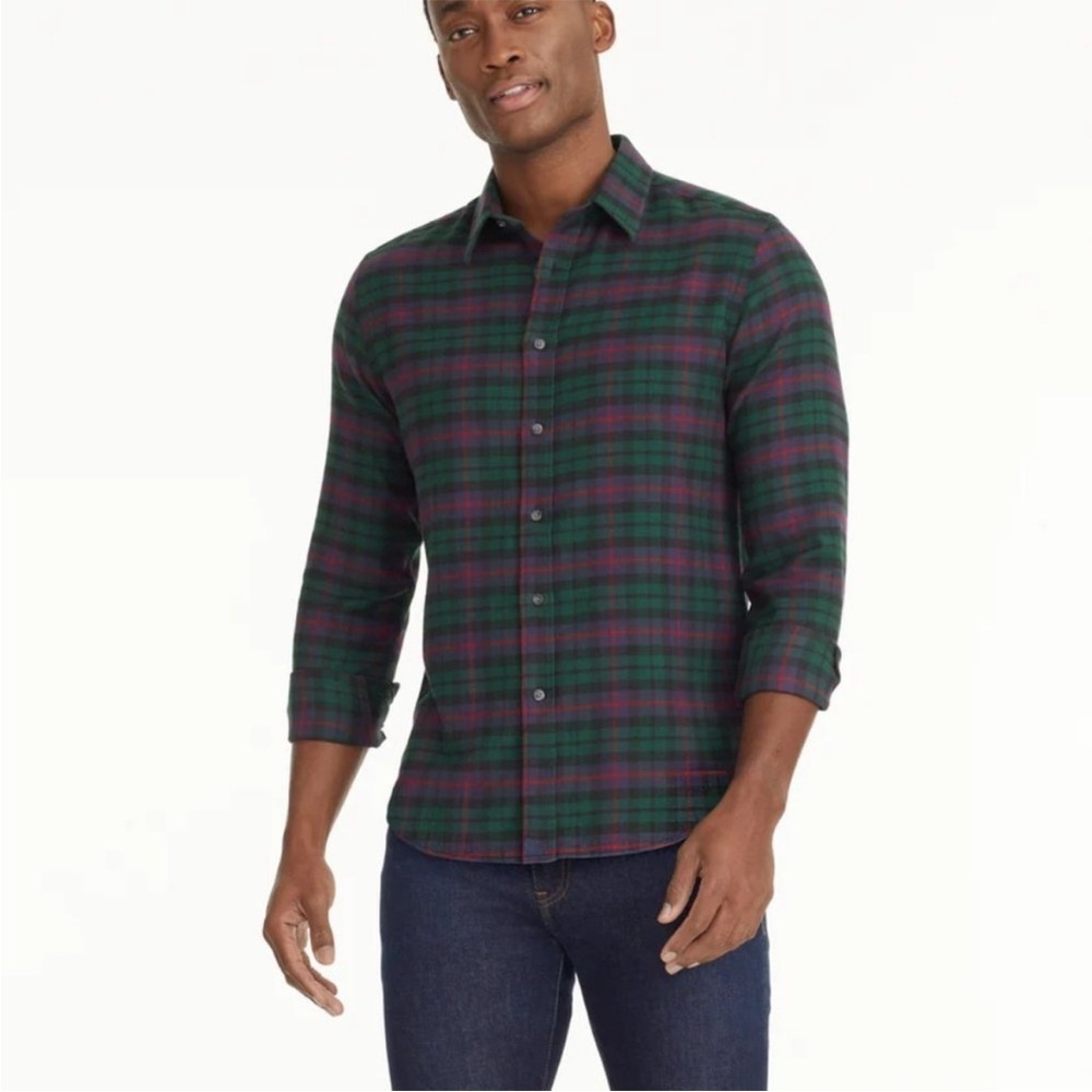 UNTUCKit Men's Casual Flannel Plaid Shirt - Green and Red